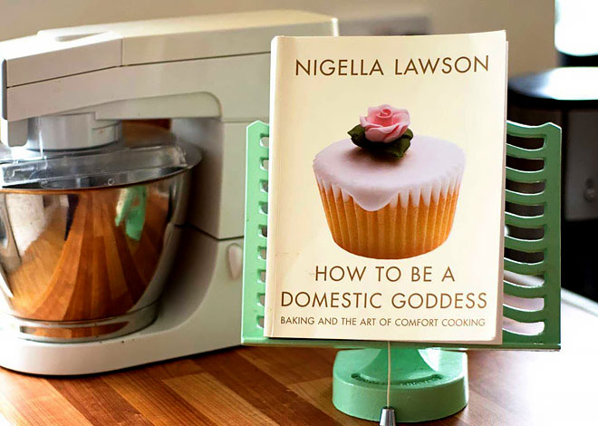 hoe word ik een goddelijke huisvrouw